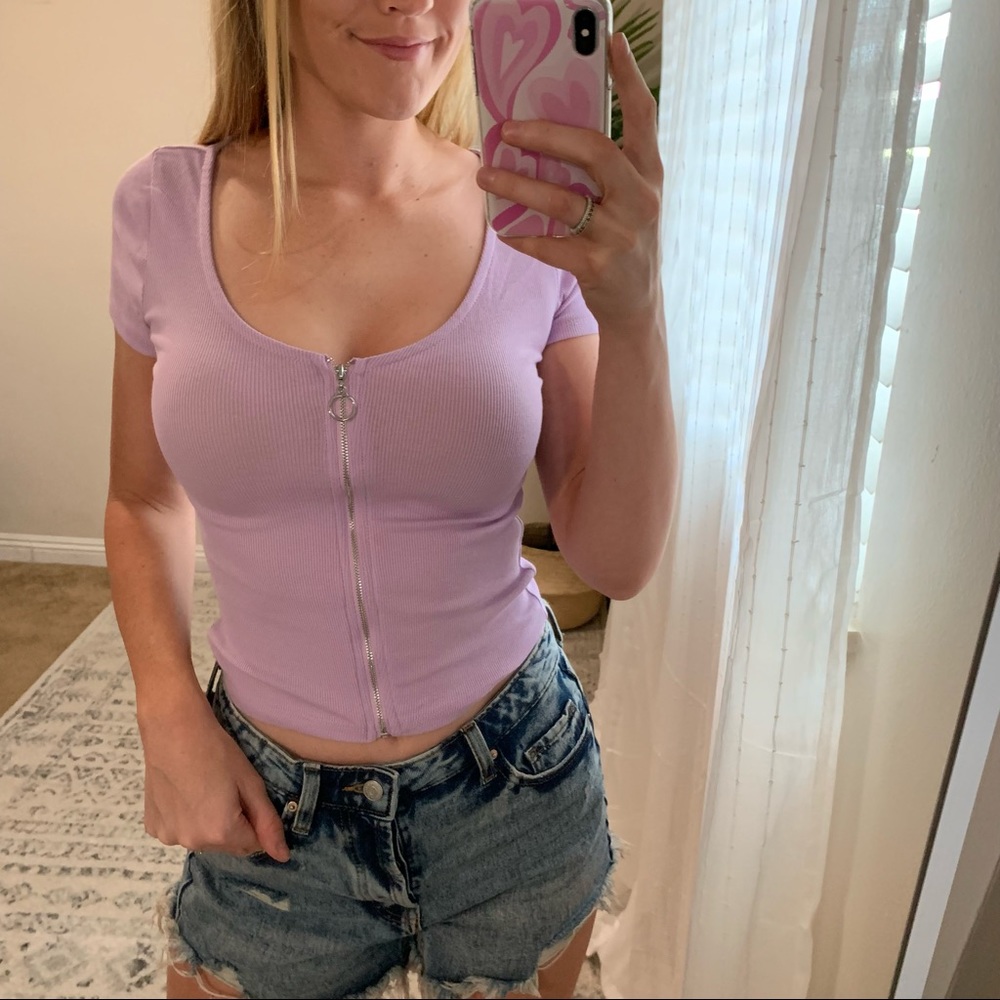 Lilac Zip Up V-Neck Crop Top Short Sleeve Shirt